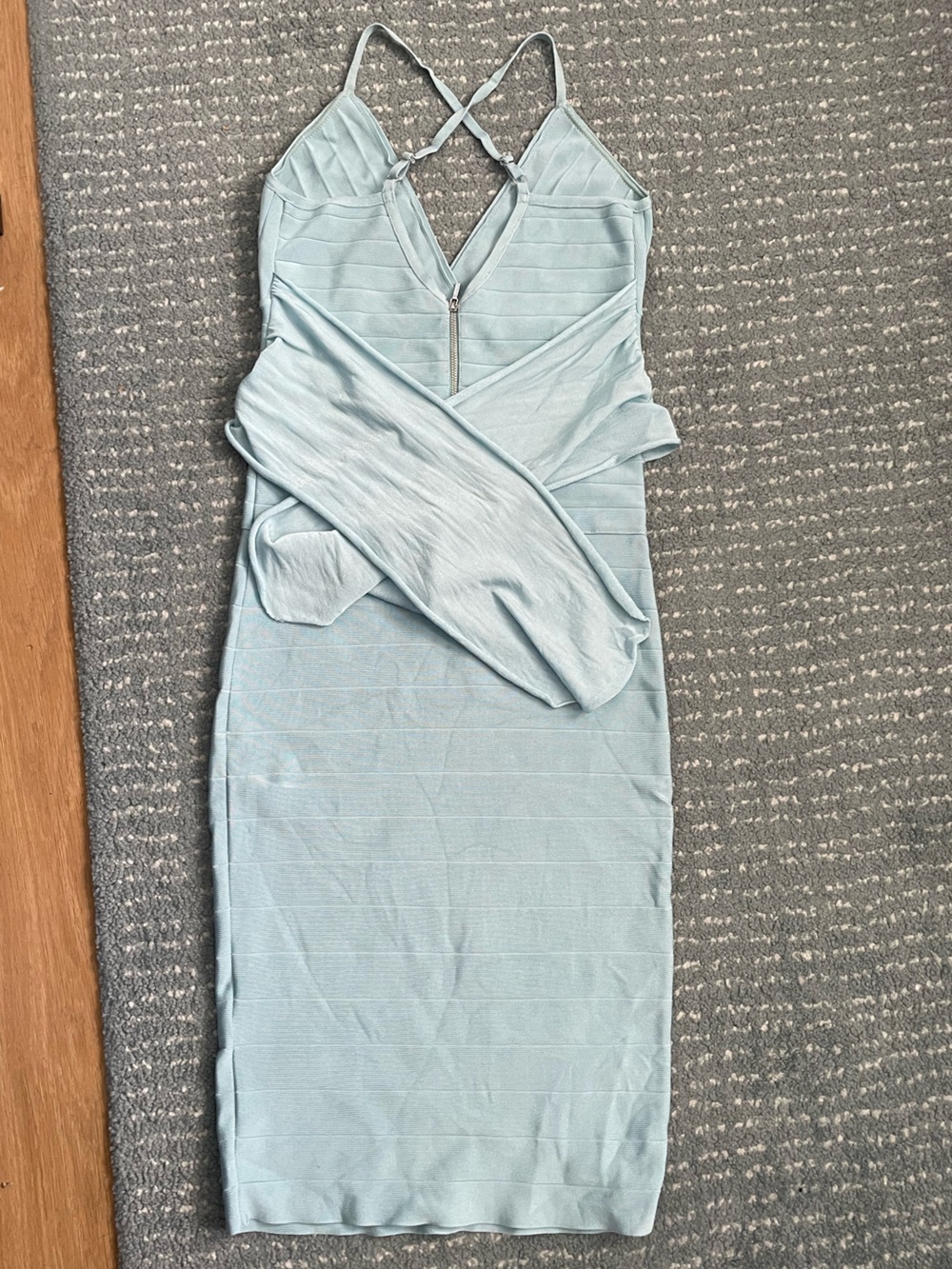 bebe Mint Blue V-Neck Tie-Waist Midi Dress - size medium - Picture 6 of 10
